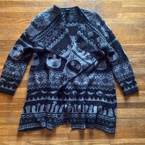 Torrid size 2 Nightmare Before Christmas drape sweater